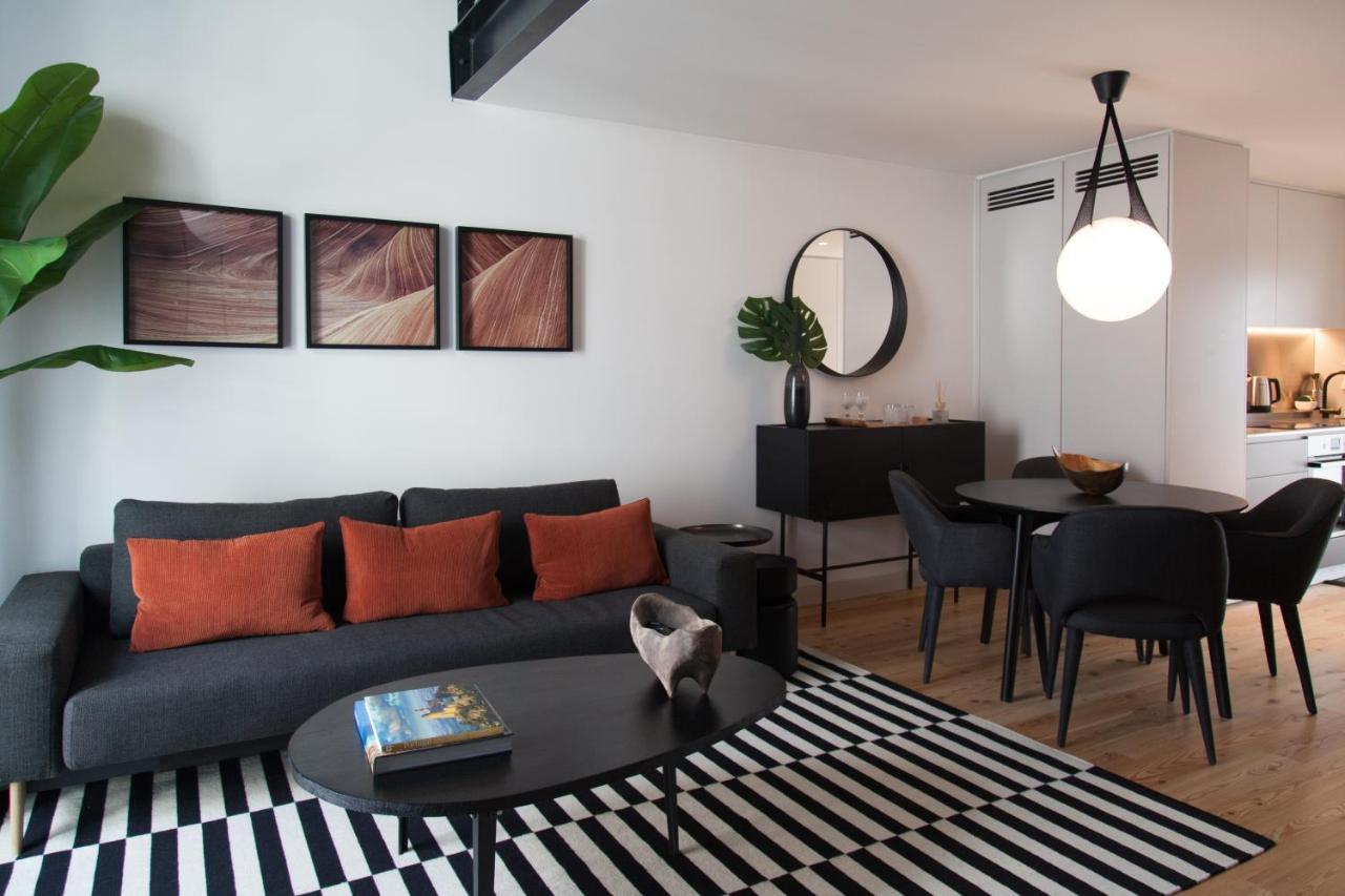 Flh Intendente Elegant Mezzanine With Balcony 리스본 외부 사진