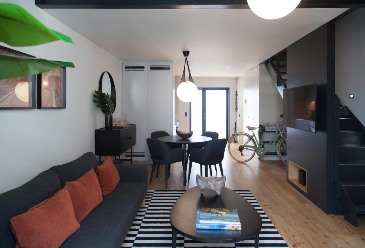 Flh Intendente Elegant Mezzanine With Balcony 리스본 외부 사진